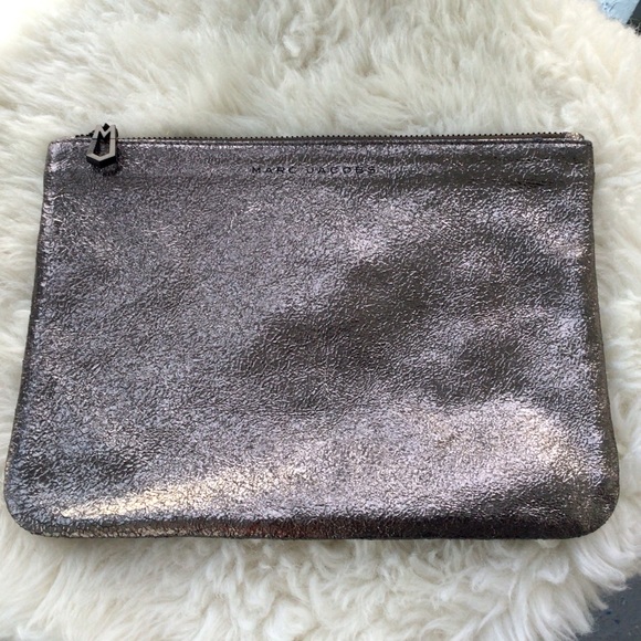 Marc Jacobs 100% Metallic Leather Top Zip Signature Clutch - Picture 3 of 9